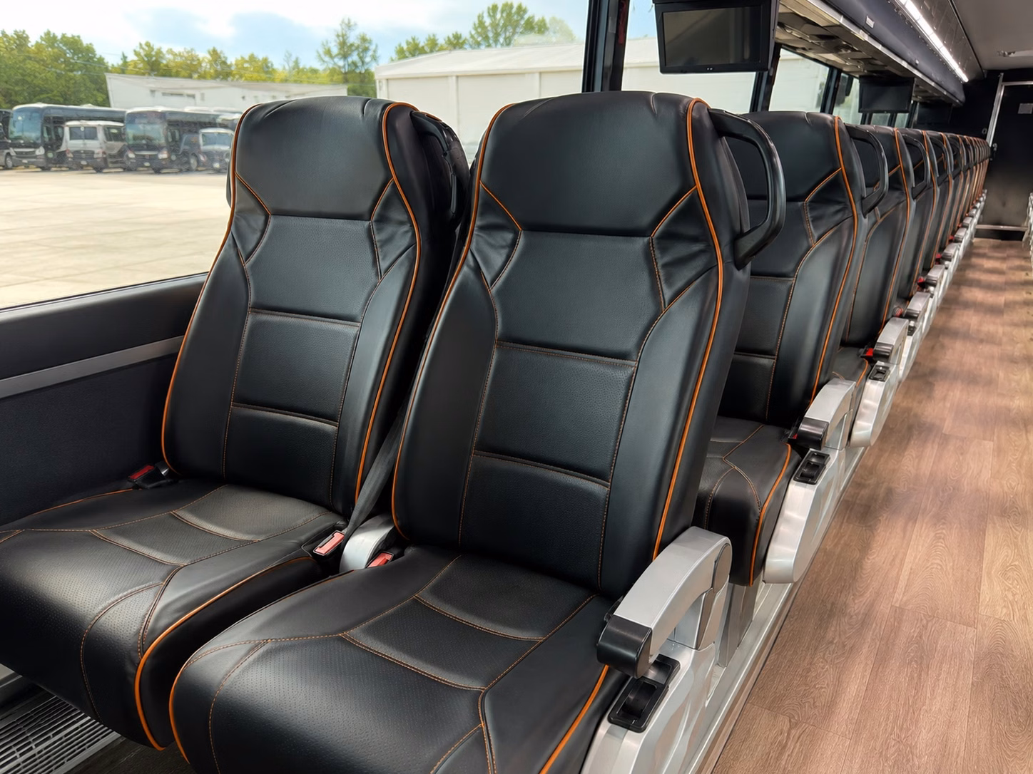 charter buses in lafayette handle large prom groups with ease
