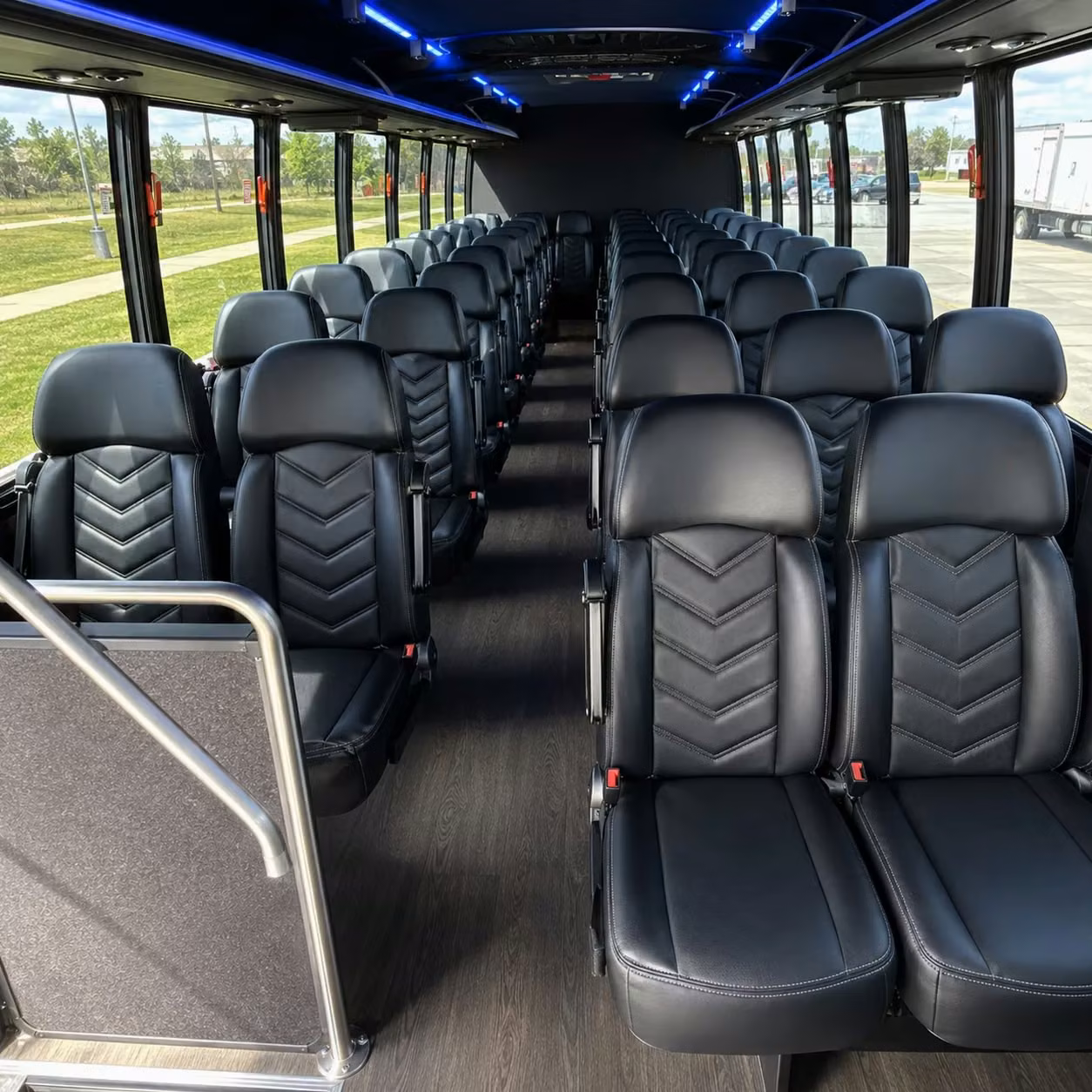 lafayette airport transportation