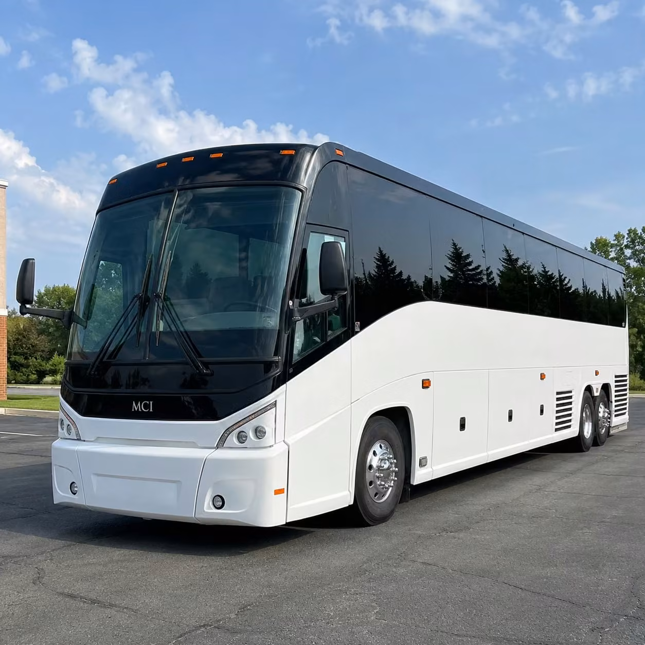 lafayette to new orleans long distance bus rentals for festivals events and weekend trips